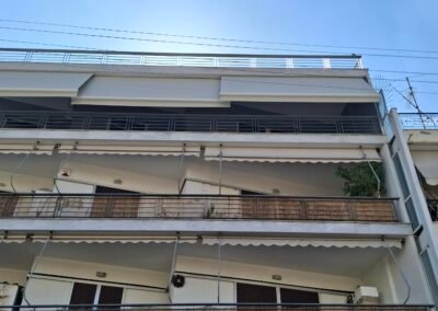 Leukes tentes se polykatoikia me kompso sxediasmo kai antoxi